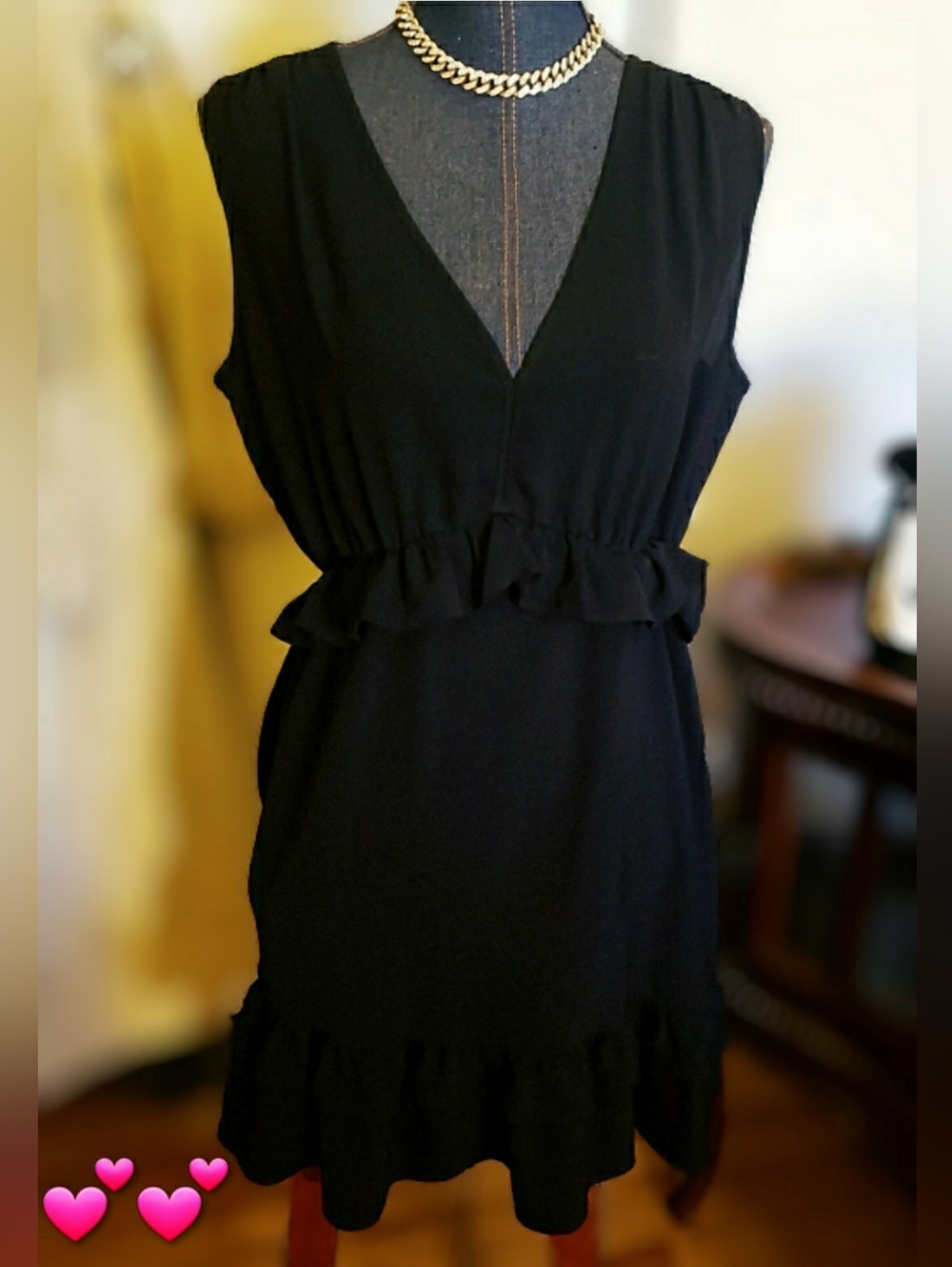 💕Host Pick 04/16/2026💕Elegant Black Ruffle Dress NWOT